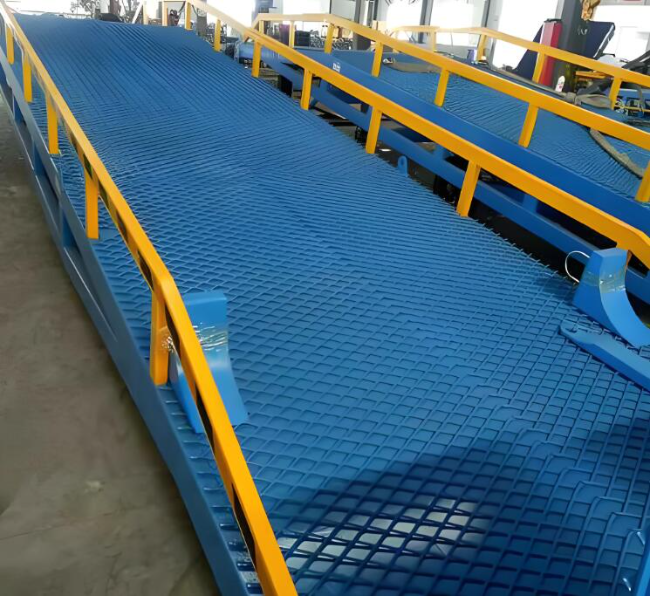 调楼镇移动式液压登车桥